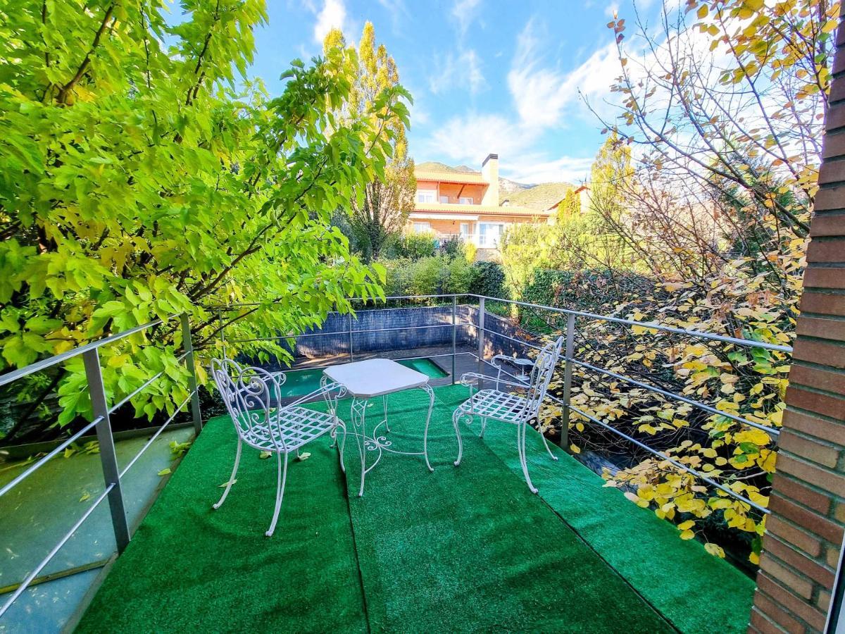 Villa Guara Golf Y Pool Comotucasa Nueno エクステリア 写真