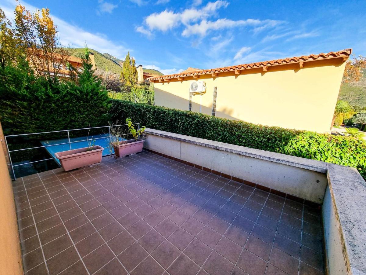 Villa Guara Golf Y Pool Comotucasa Nueno エクステリア 写真